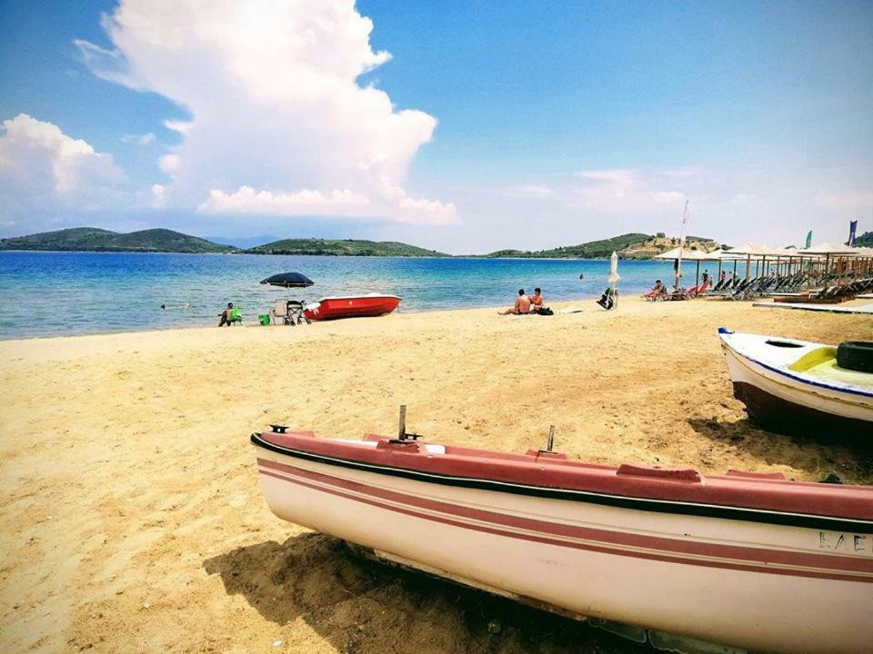 Lena'S & Zoe'S Διαμέρισμα Néa Péramos Εξωτερικό φωτογραφία