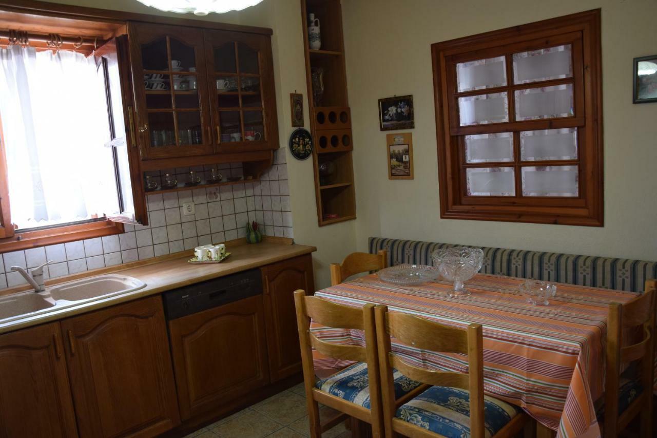 Lena'S & Zoe'S Διαμέρισμα Néa Péramos Εξωτερικό φωτογραφία
